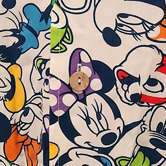 Tokyo Disney Resort Multi-Character Men's Button Down Shirt Size L - Picture 4 of 7